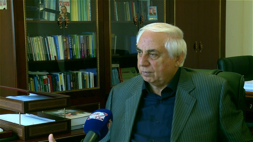 Hadı Rəcəbli: “Elə bölgələr var ki, turistlərə xidmət edə bilmir” - MÜSAHİBƏ