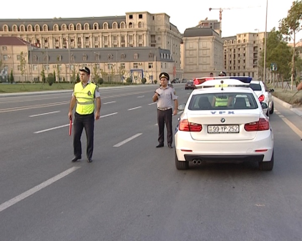 Yol polisi Bakı yollarında reyd keçirib - FOTO