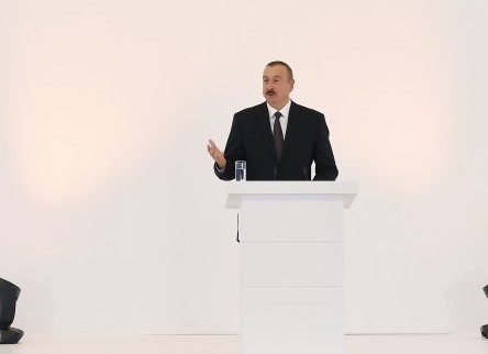 İlham Əliyev: “Öz taleyimiz öz əlimizdədir”   