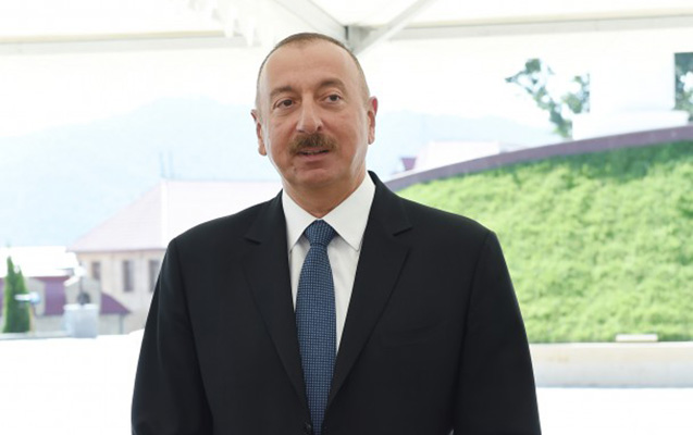 Prezident Şamaxıya getdi