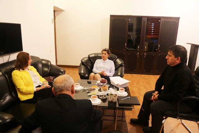 Almaniyalı alim Tərcümə Mərkəzində