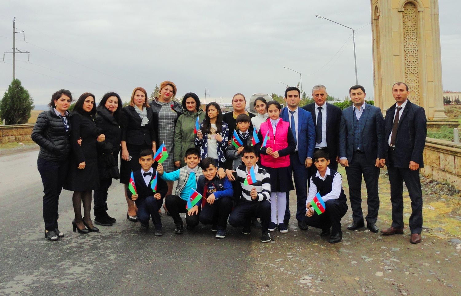 Paytaxt məktəbliləri Cocuq Mərcanlıda