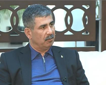 Müdafiə naziri Belarusa gedir