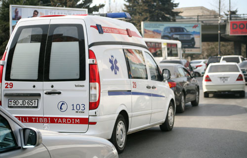 Bakıda sərnişin avtobusu piyadanı vurub