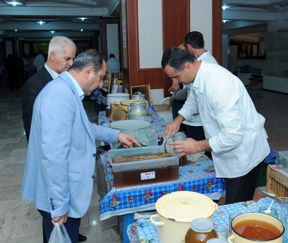 Bakıda bal yarmarkası açıldı - FOTOLAR