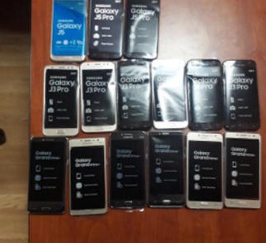 Avtomobildə gizlədilən telefonlar gömrükdə müsadirə olundu