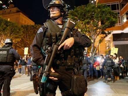 ABŞ-da silahlı insident: bir polis öldürüldü