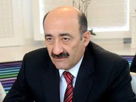 Azərbaycana avtobus və avtomobillə gələnlərin sayı çoxalıb