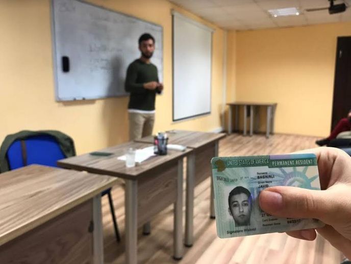 70 minədək azərbaycanlı ABŞ-da yaşamaq üçün “Greencard” almaq istəyir - MÜSAHİBƏ   