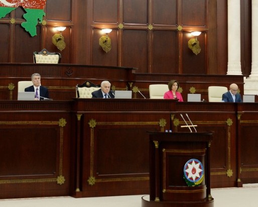 Gələn ilin büdcəsindən Milli Məclisə ayrılacaq vəsait artırılır