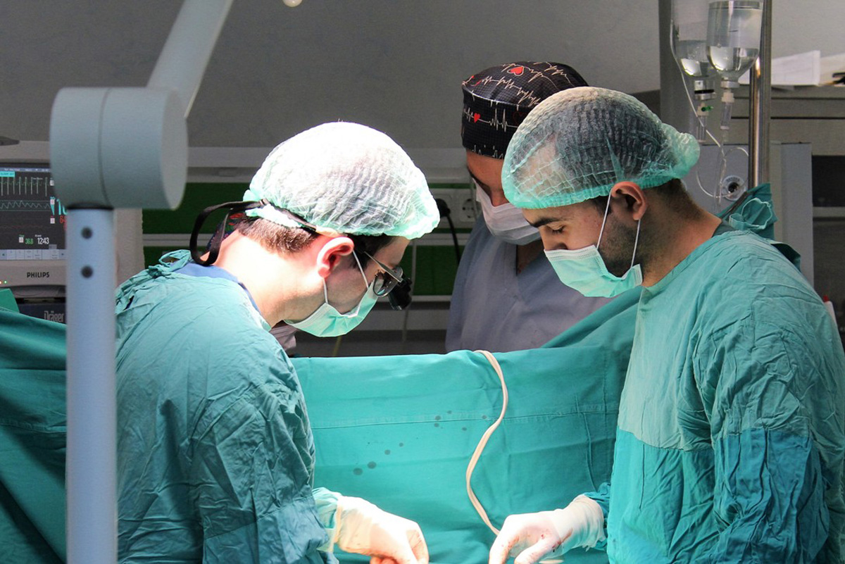 Meyitdən orqan k&ouml;&ccedil;&uuml;rmək &uuml;&ccedil;&uuml;n m&uuml;vafiq klinikalar yaradılacaq