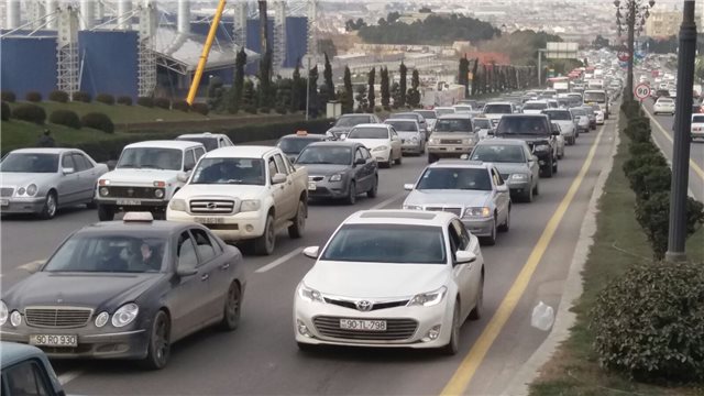Bakı-Sumqayıt yolunda tıxaclara SƏBƏB nədir…   