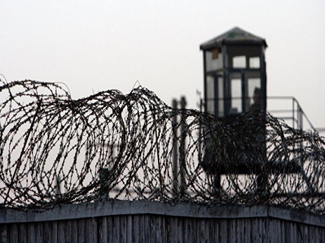 4 məhbus həbsxanadan qa&ccedil;ıb