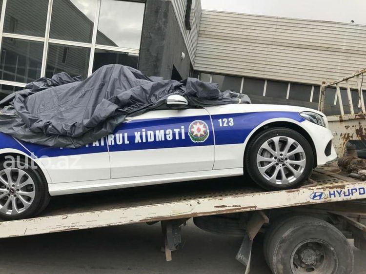 Yol polisinə son model “Mercedes”lər verilib