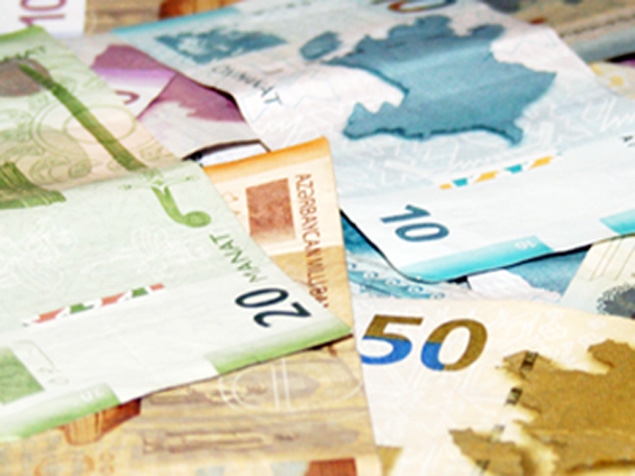 Əhalinin banklardakı əmanəti 7 milyard manatı ke&ccedil;ib