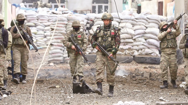 Türkiyə ordusu İraqda 2 hərbçisi itirdi