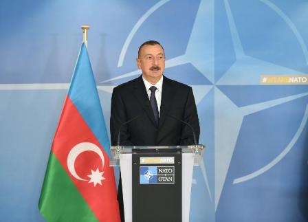 Prezident NATO baş katibi ilə mətbuat konfransında d&uuml;nyaya səsləndi