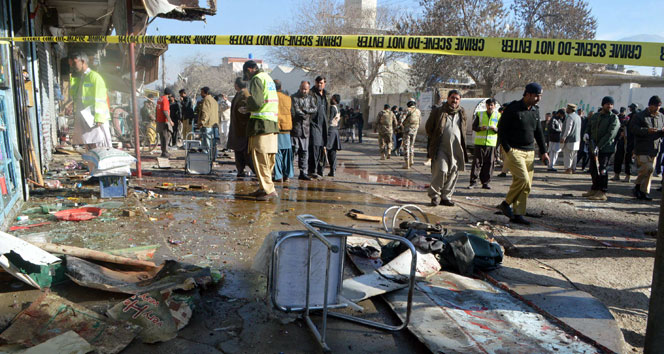 Pakistanda terror:  polis rəisi və mühafizəsi öldü