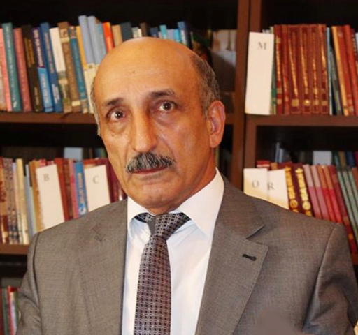 Sumqayıtlı şair oxuculara vətənpərvərlik \