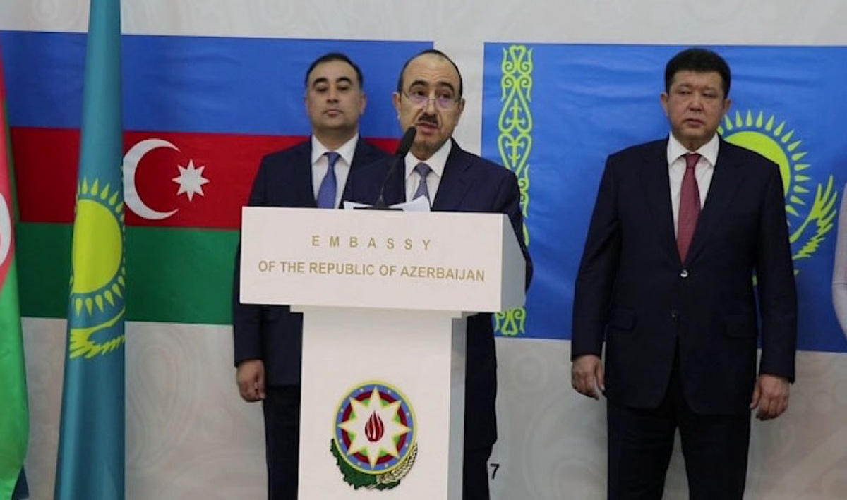 Əli Həsənov: Azərbaycan-Qazaxıstan m&uuml;nasibətlərini strateji tərəfdaşlıq səviyyəsinə &ccedil;atdırmağa nail olmuşuq