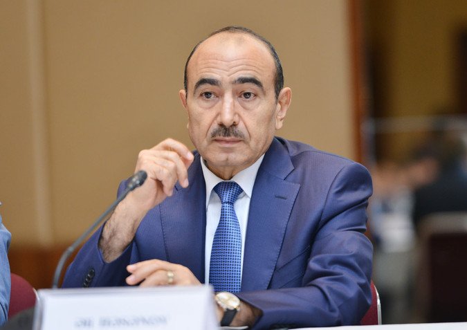 Əli Həsənovun qazax dilindəki kitabına&nbsp;Astanada təqdimatı ke&ccedil;irilib&nbsp;
