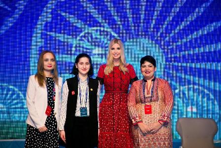 ABŞ D&ouml;vlət Departamenti15 yaşlı azərbaycanlı ixtira&ccedil;ının fotosunu paylaşdı