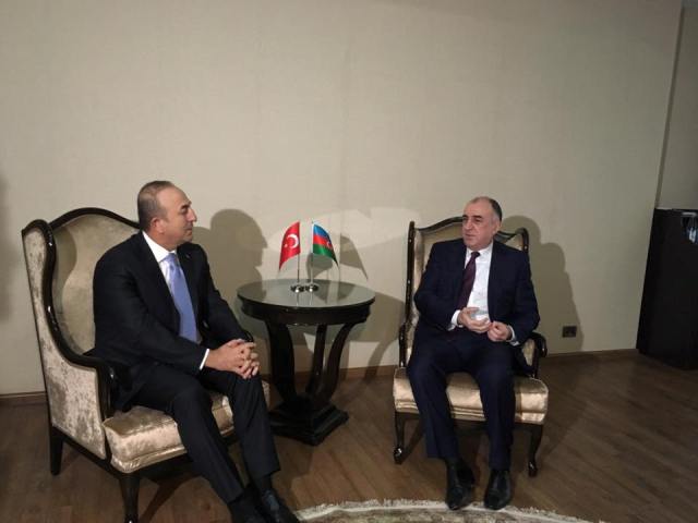 Məmmədyarov &Ccedil;avuşoğlu ilə g&ouml;r&uuml;ş&uuml;b