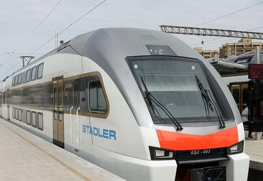 Sərnişin qatarları yeni hərəkət cədvəlinə keçir