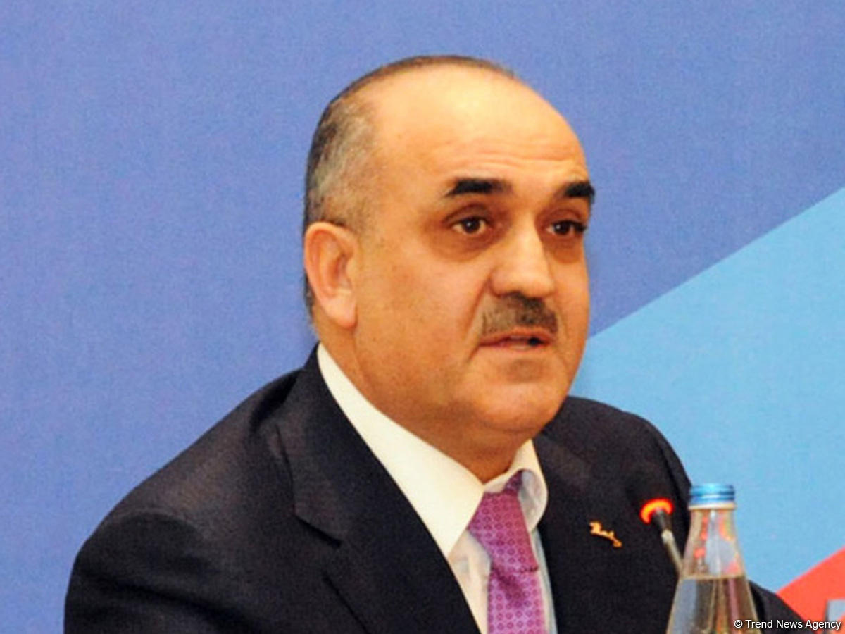Nazir: “Azərbaycanda əmək qabiliyyətli əhalinin yalnız 32 faizi ixtisaslıdır” 