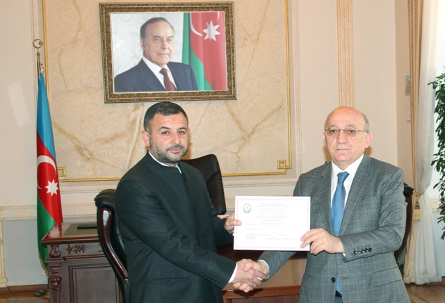 Cocuq Mərcanlı məscidinin dini icması rəsmən qeydə alındı   