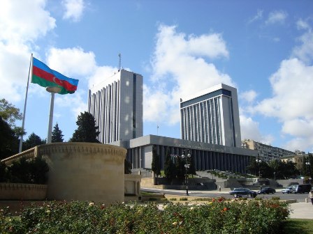 Milli Məclisin Təhl&uuml;kəsizlik komitəsi iclas ke&ccedil;irdi