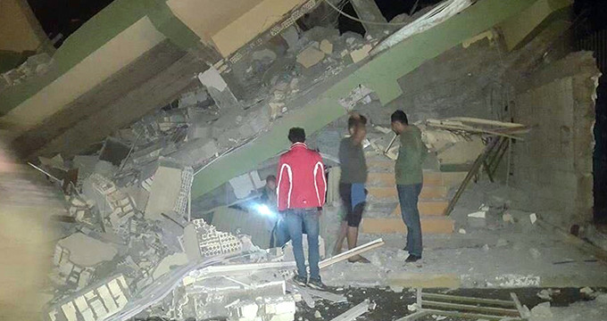 İranda zəlzələ nəticəsində 18 nəfər xəsarət aldı