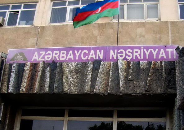“Azərbaycan” Nəşriyyatının “ayaqyolu problemi” həll olunur