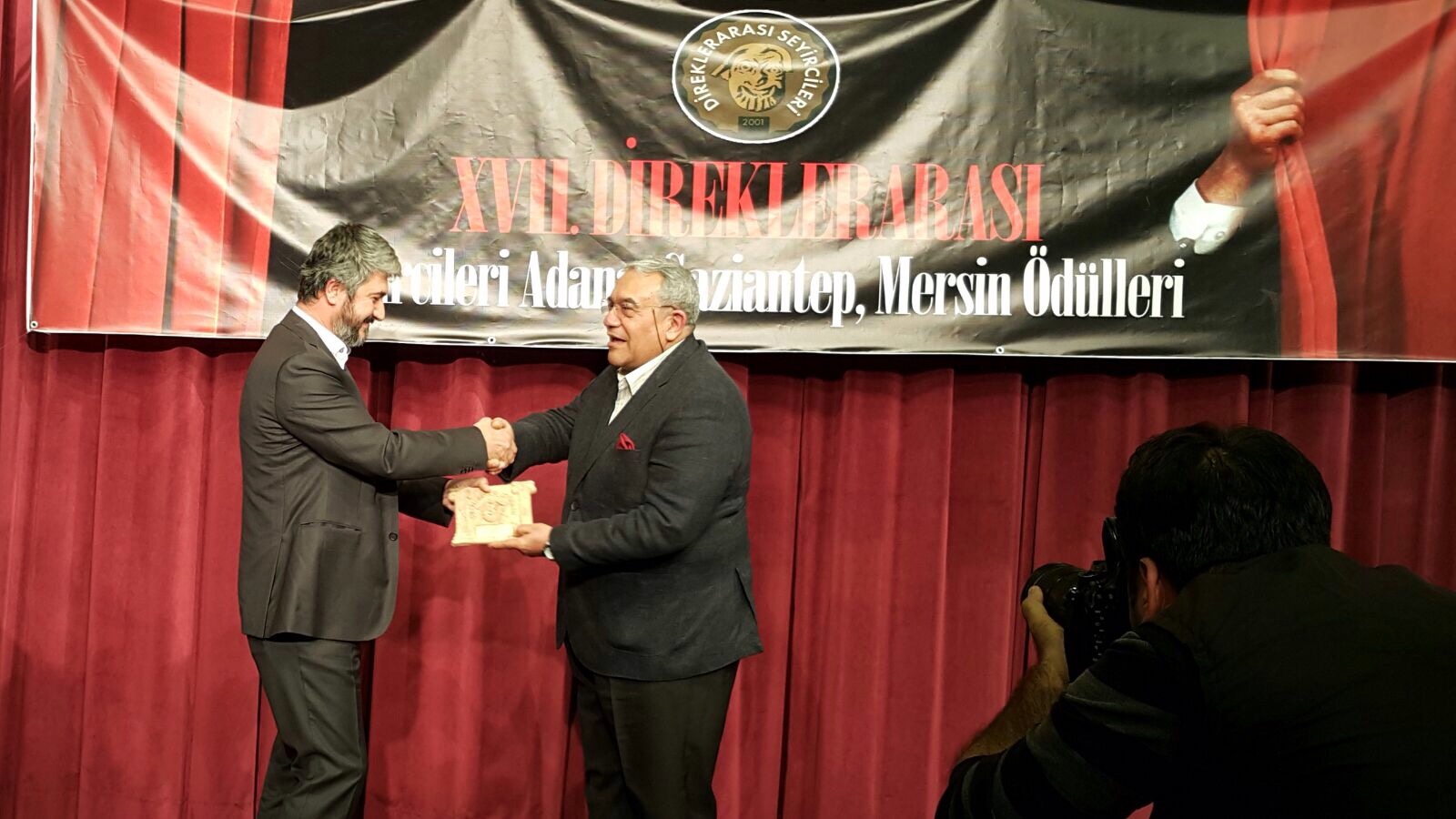 Cahangir Novruzov Türkiyədə mükafat aldı - FOTOLAR  