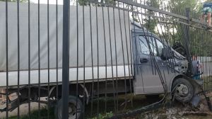 Ata oğlunu maşınla vurub öldürdü