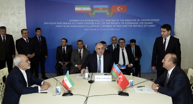 Azərbaycan, İran və Türkiyə xarici işlər nazirləri Bakı Bəyannaməsi imzaladılar