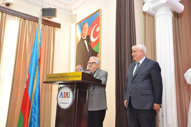 Kamal Abdulla Yunanıstan səfiri ilə görüşüb