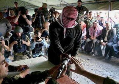 Suriyada 120 terrorçu təslim oldu