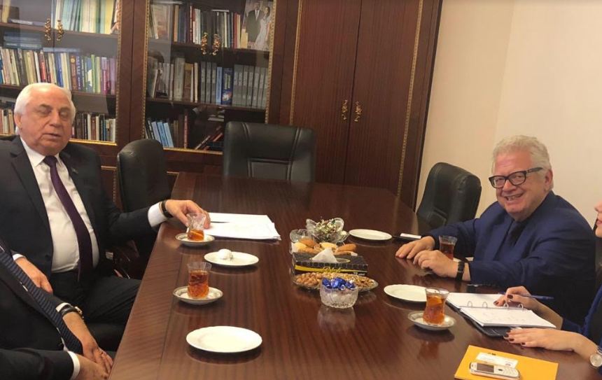 Yunanıstanın səfiri Milli Məclisə getdi