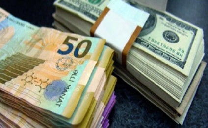 Manat və dolların bugünkü MƏZƏNNƏSİ   