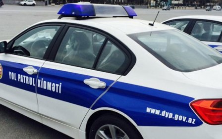 Bərdədə yol polisi həyat yoldaşını BIÇAQLADI