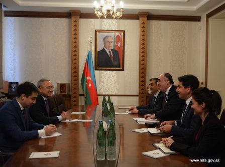 Elmar Məmmədyarov Qazaxıstan səfirini qəbul etdi