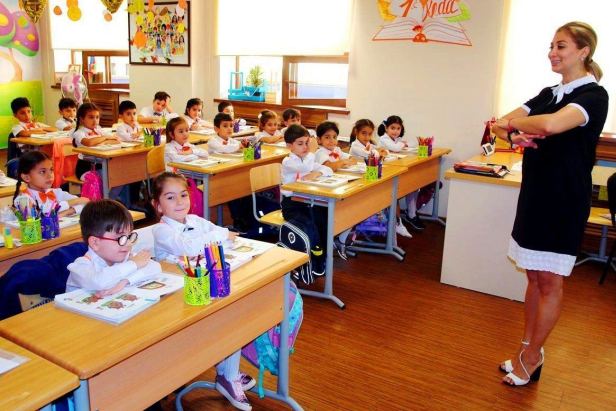 Bakı məktəblərinin şagird və müəllim sayı AÇIQLANDI