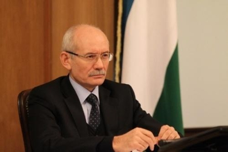 Başqırd liderdən ana dili çağırışı