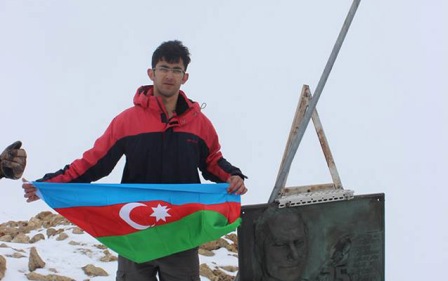 İtkin düşən alpinistin anası prezidentdən kömək istədi