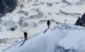 İtkin düşən alpinistlərdən xəbər: Yeni marşrutla hərəkət ediblər