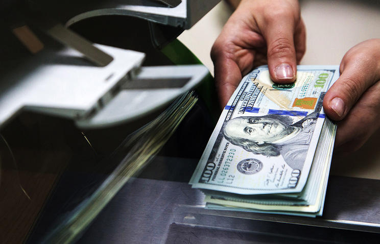 Valyuta hərraclarında satılan dolların həcmi açıqlandı