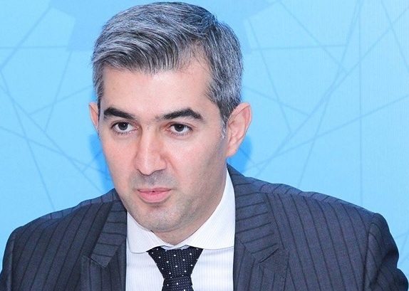 Deputat siqaret çəkməyə görə tətbiq edilən cərimələr məsələsinə AYDINLIQ GƏTİRDİ   
