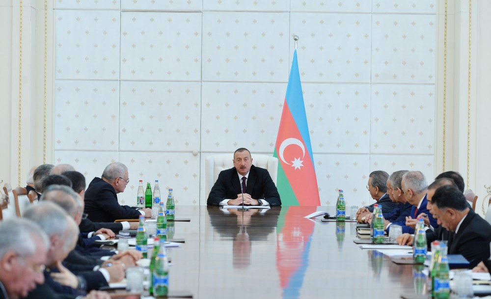İlham Əliyev: “Valyuta ehtiyatının artırılması bizə iqtisadi müstəqillik verir”