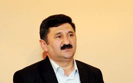 Qarabağ qazilərindən Xəlil Rzaya “daş atan” şairə sərt XƏBƏRDARLIQ